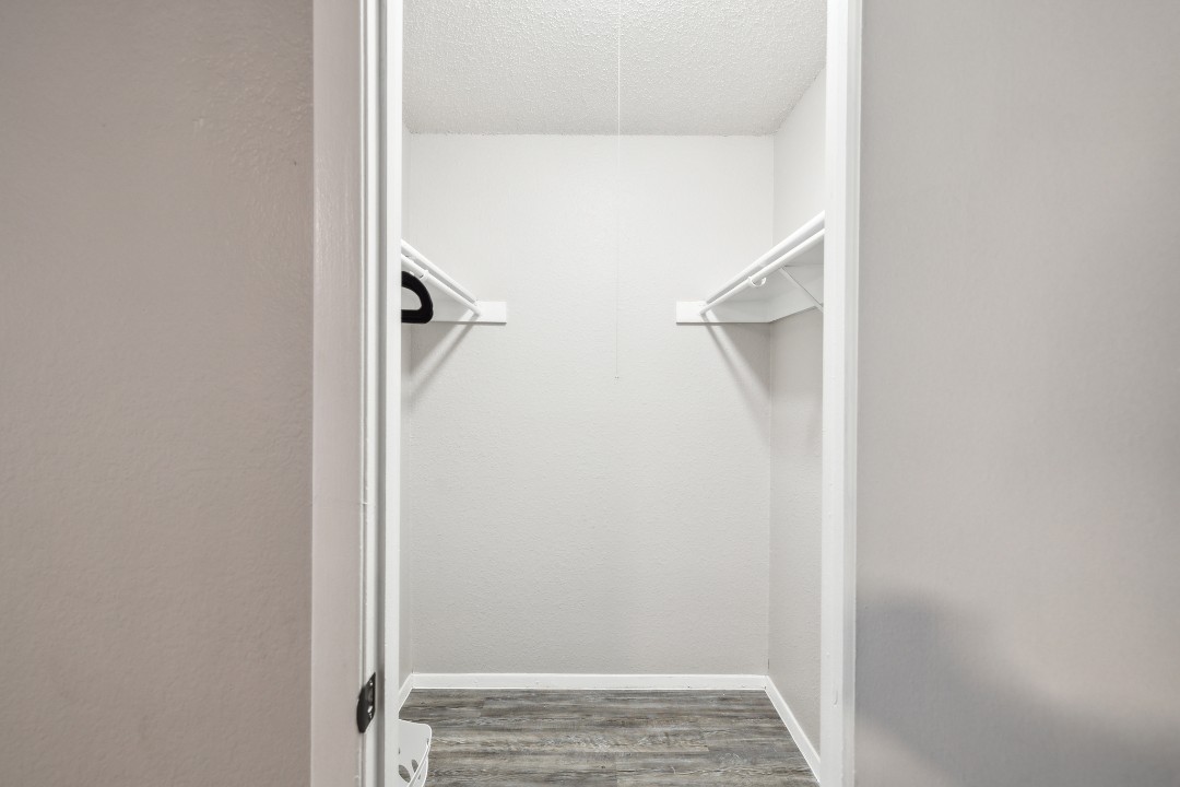 The Landry · Unit 279 2/1