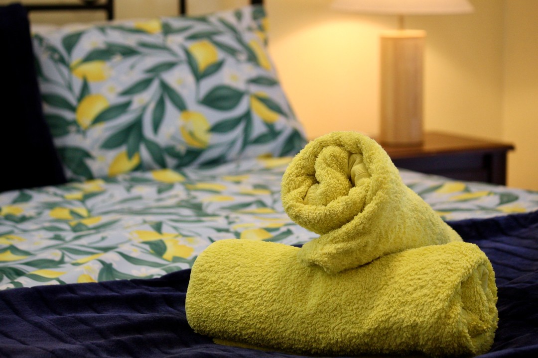 Flexible Linen Options
Guests can bring their own or hire linen, allowing for customisation of their stay.