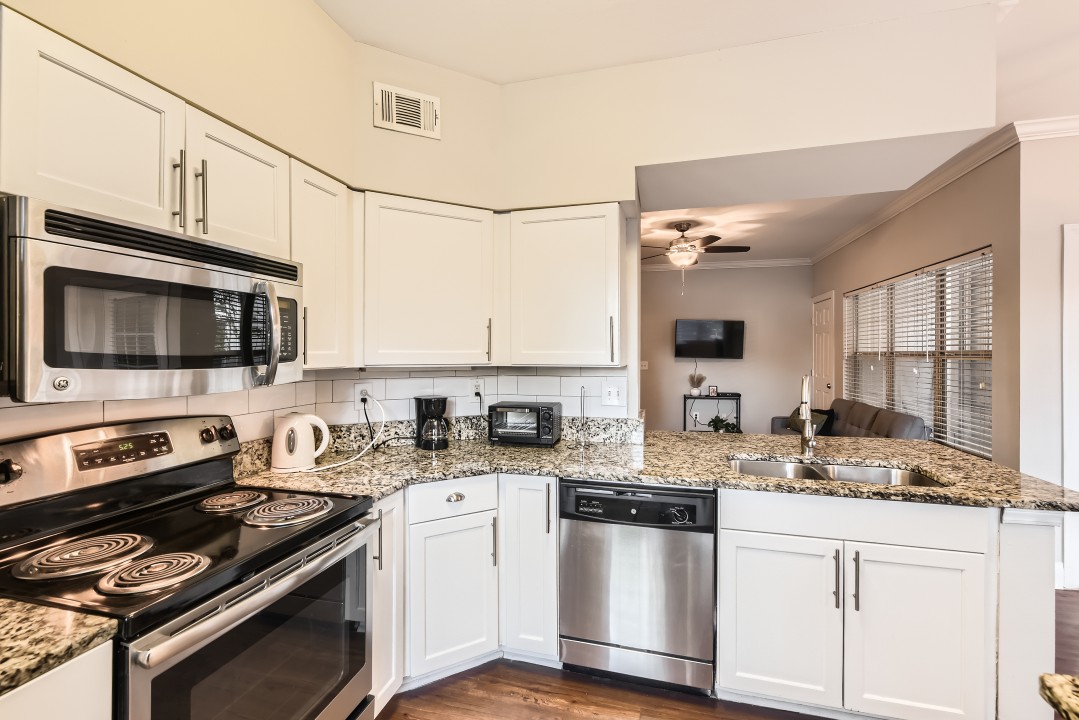 Crest at Midtown · Unit 4117 1/1