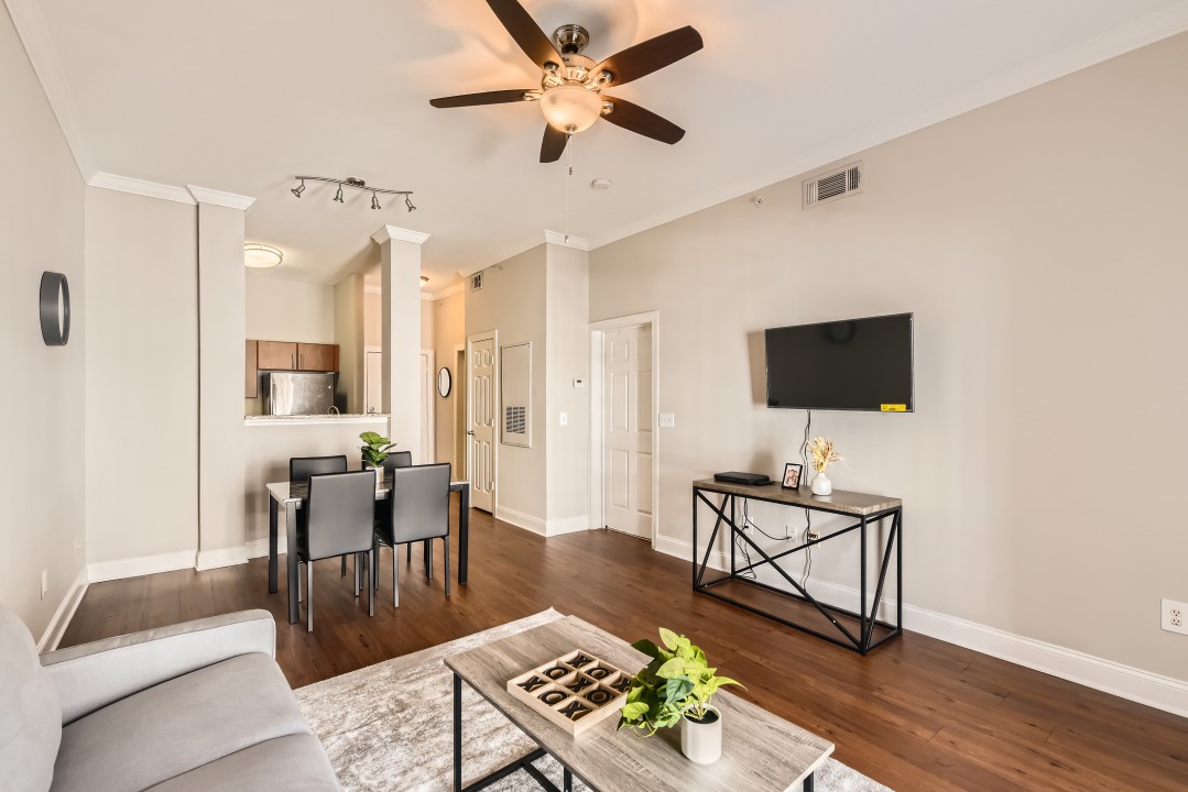 Crest at Midtown · Unit 4514 1/1