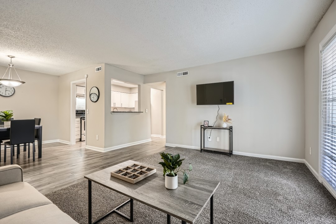 Crest at East Cobb 1820E · Unit 2/2