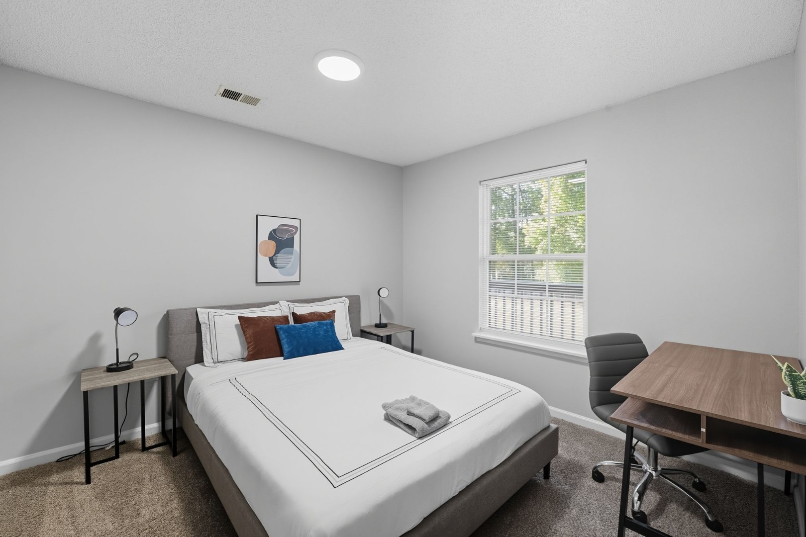 Meadowbrook 254-202 1bd/1bd