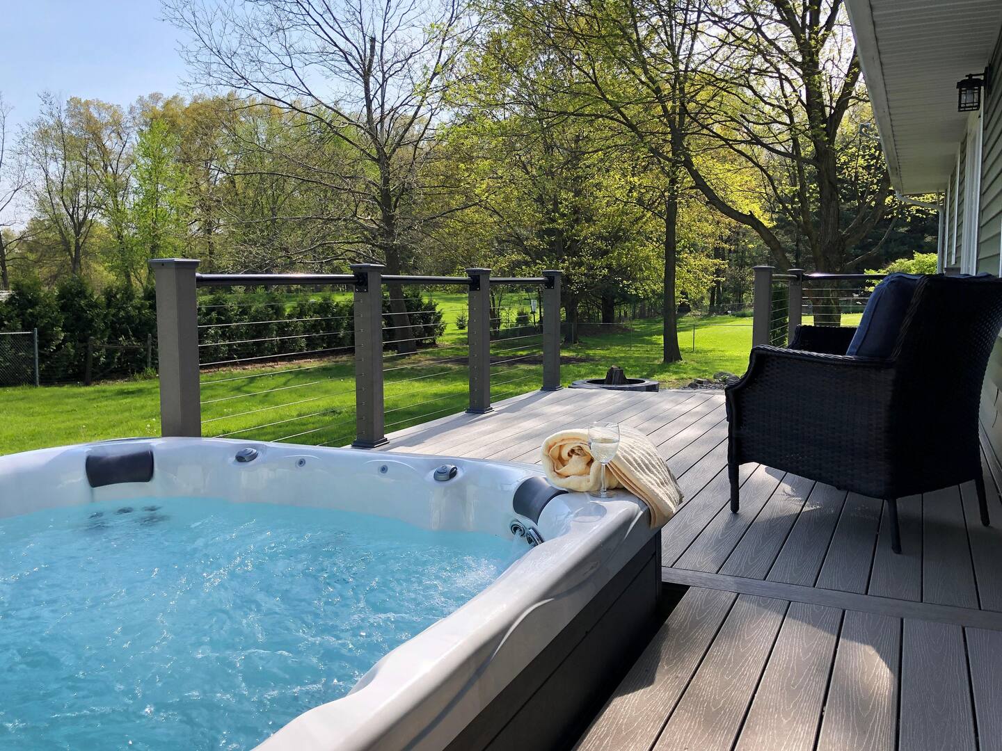 Hot Tub | Beautiful Backyard Oasis|newly Renovated - Middlebury, IN