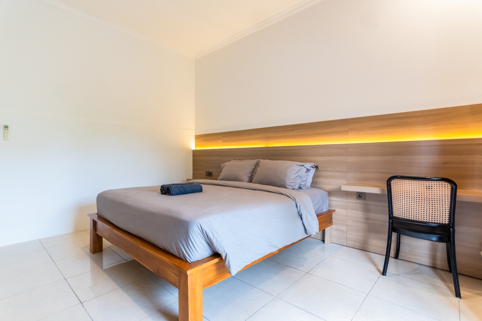 Island Boy Guesthouse – Batu Bolong (First Floor) — photo 32