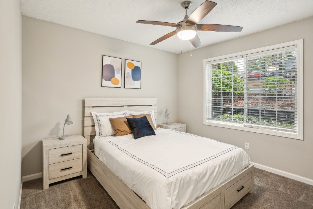 Crest at East Cobb 1812E · Unit 2/2