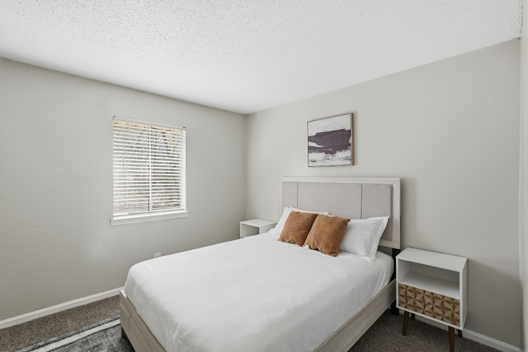 Tucker Square 2/1.5 · Unit 1302K