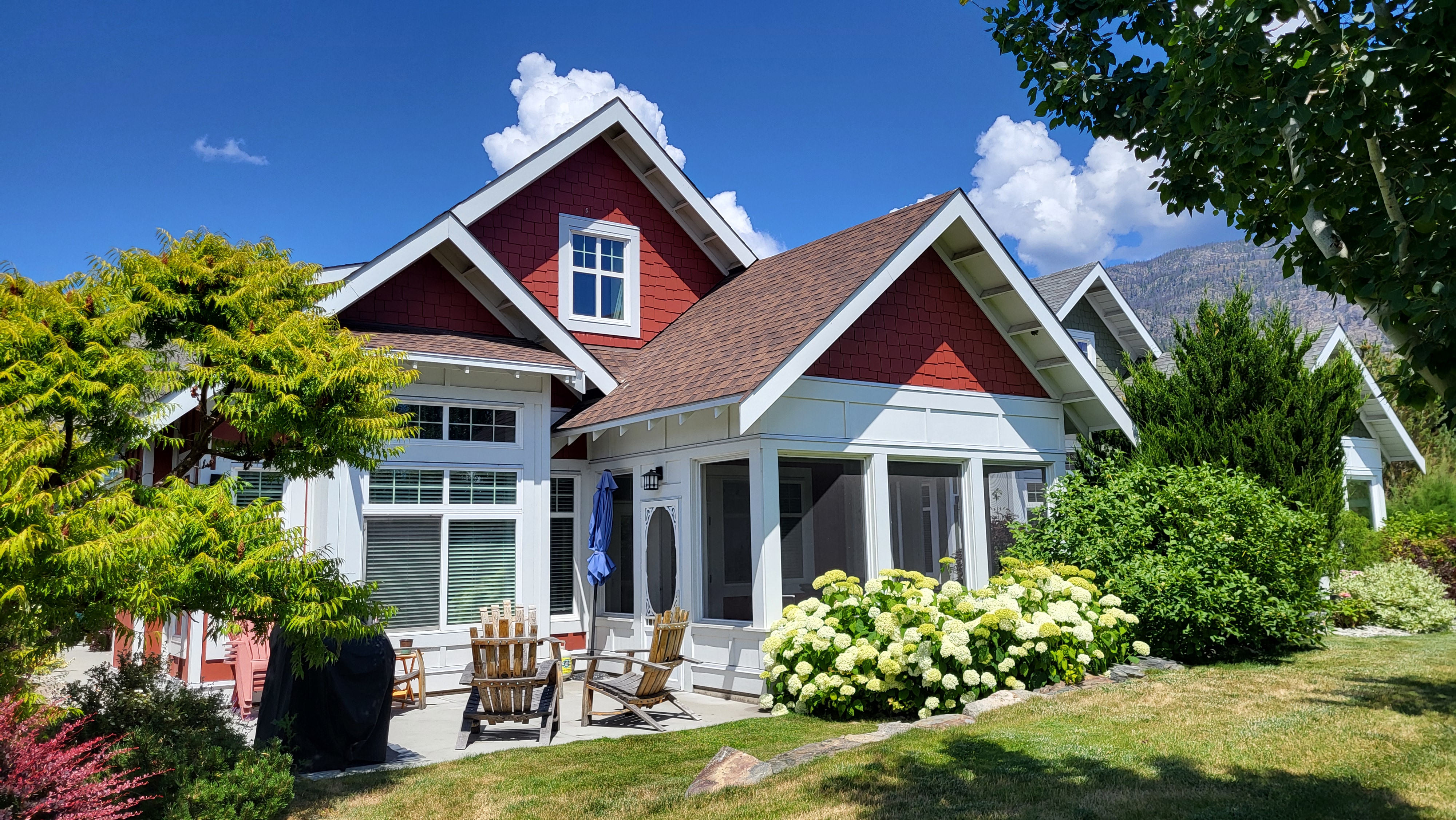 125 Beachy Vino Cottage