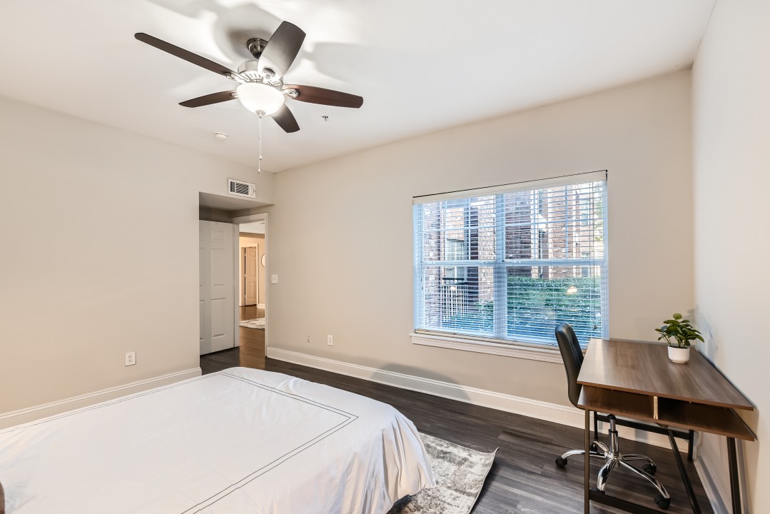 Crest at Midtown · Unit 1125 2/2