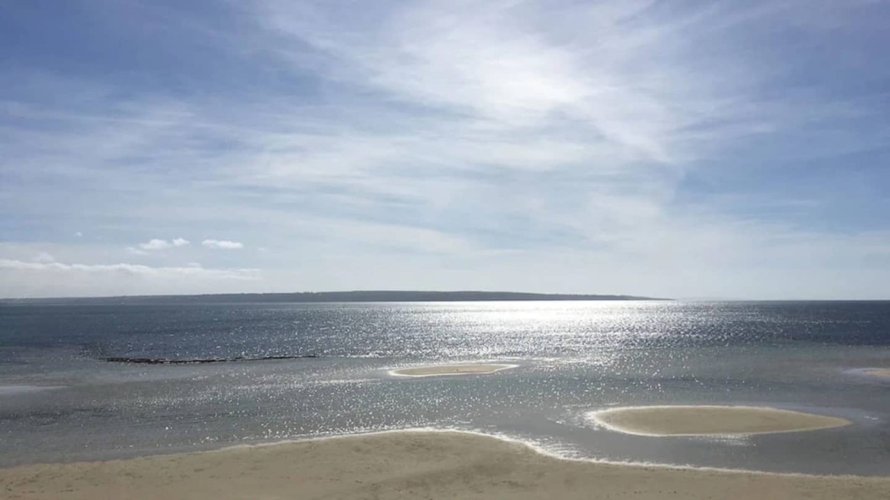 Prime Location – Situated just behind a dune with direct access to a safe, family-friendly beach with no roads to cross.