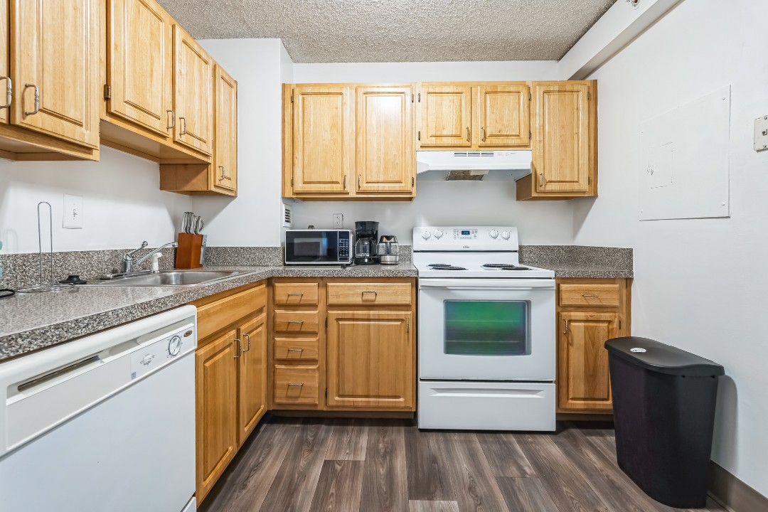 Legacy at Imperial Village · Unit 204 1/1