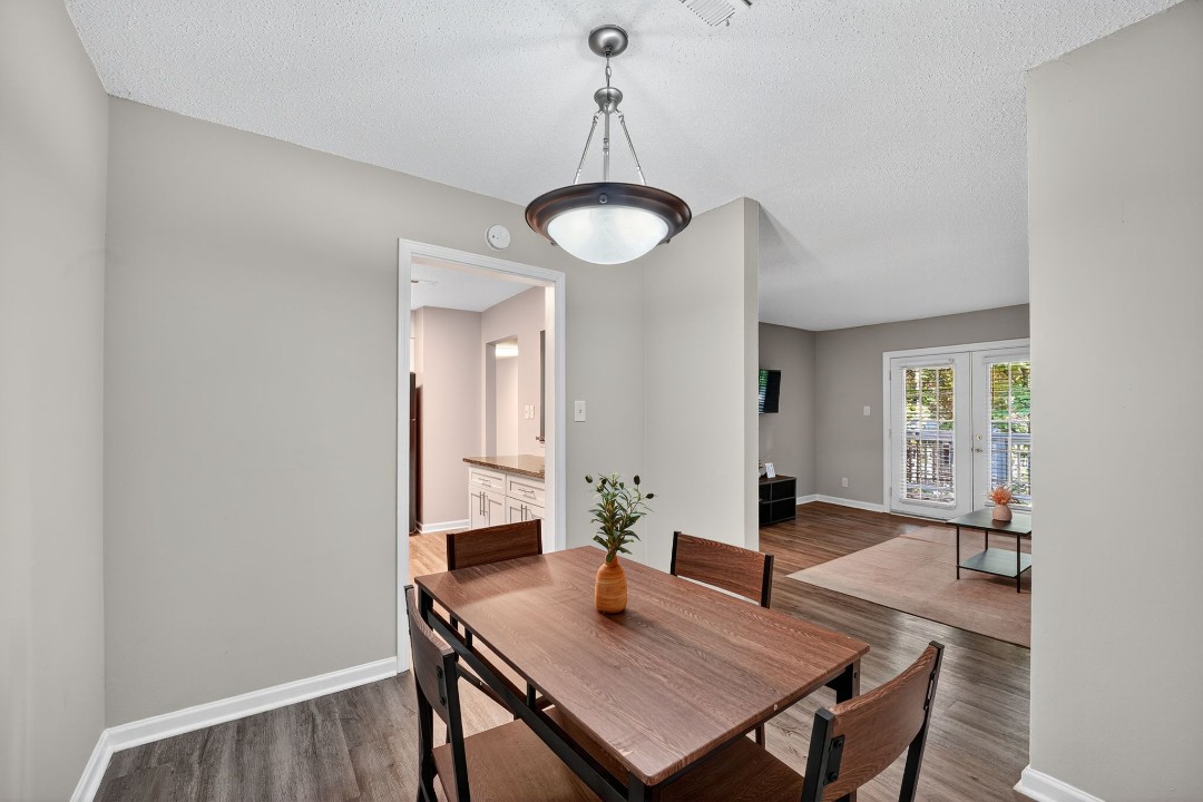 Crest at East Cobb 1830F · Unit 2/2