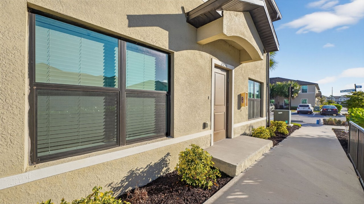Landings at Westport · Unit 2056