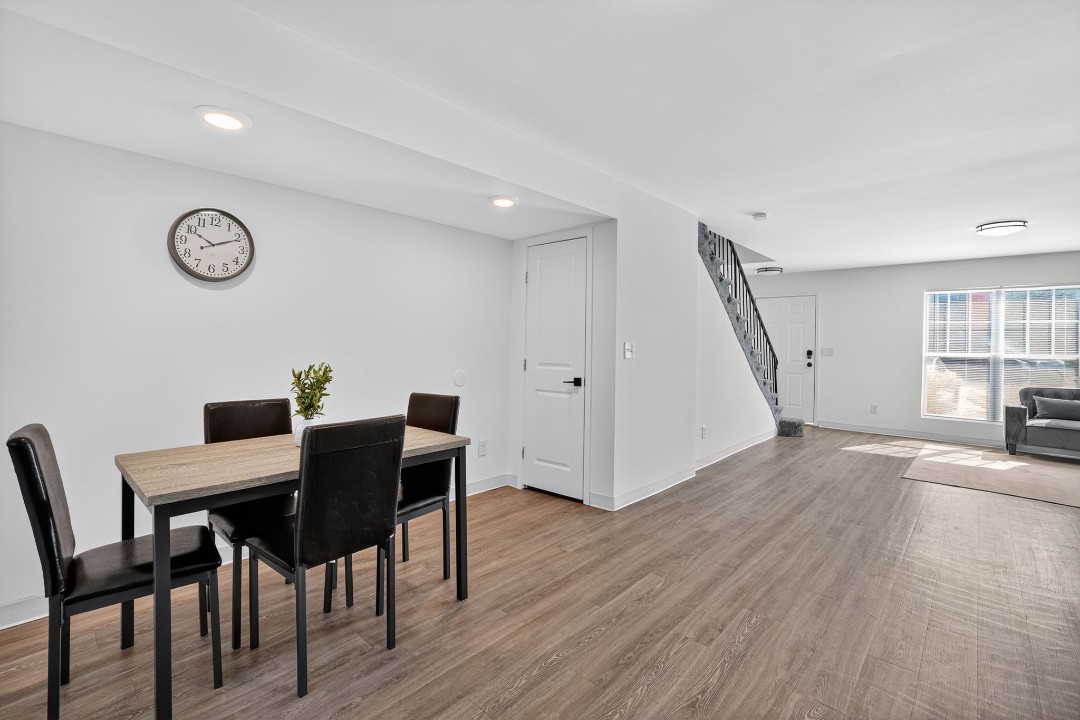 Wellington Townhomes · Unit F1