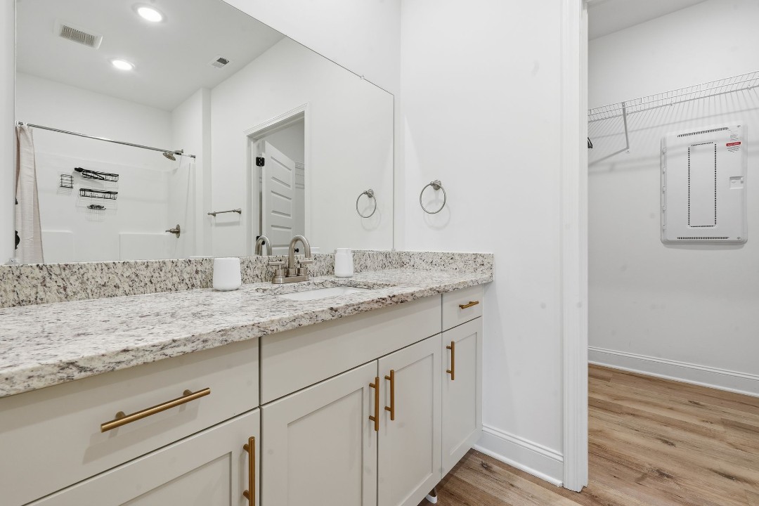 St Andrews Villas · Unit 1706 2/2
