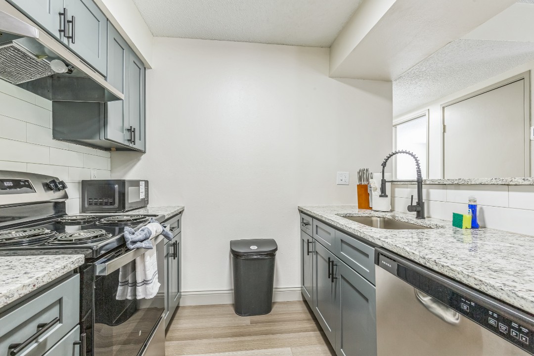 Rosehill Pointe · Unit 179 2/1