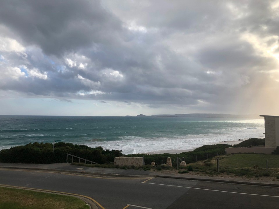 Positioned directly opposite Knights Beach with unbeatable ocean views.