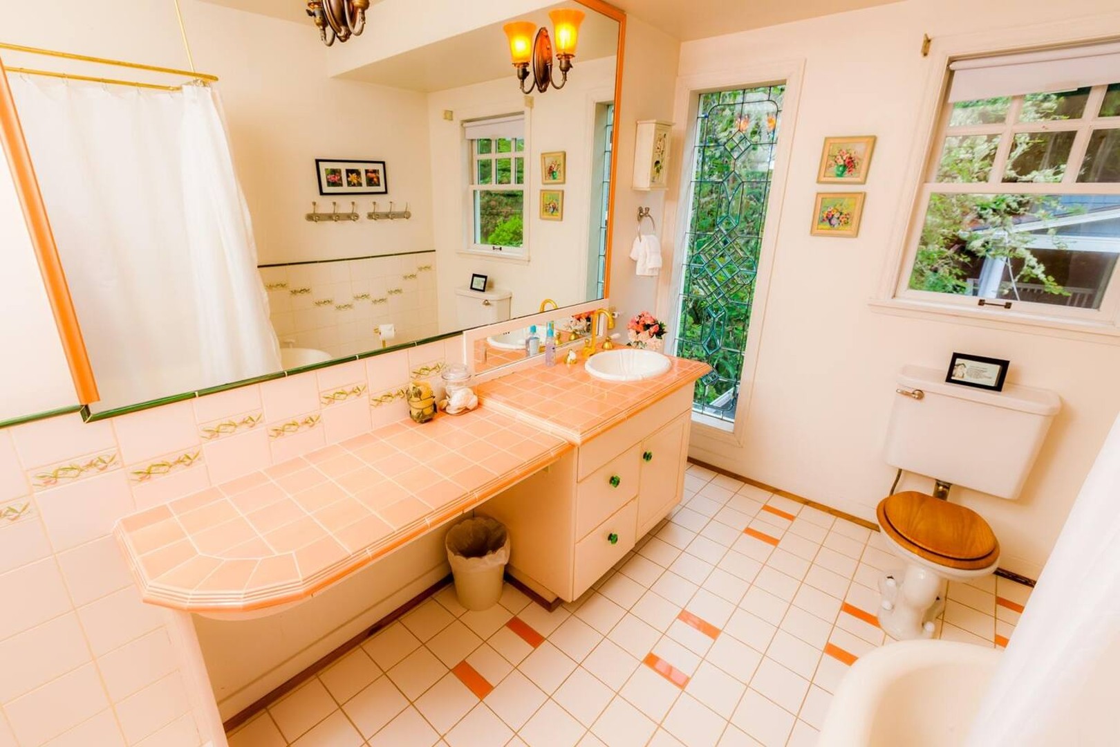Wisteria Hollow Victorian — photo 34