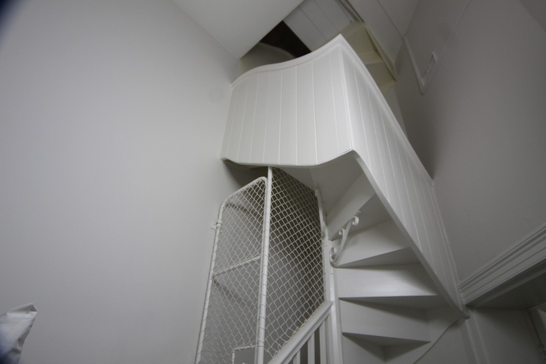 Enjoy partial sea views and fresh coastal air with shared balcony access (with Apartment No. 4)