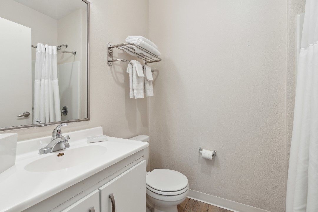 Simplicity At the Rim · Unit 1103  1103 1/1