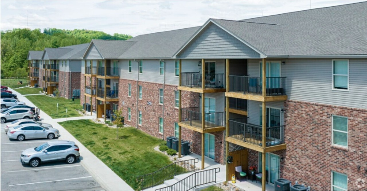 Stonecrest 822, · Unit 2/2