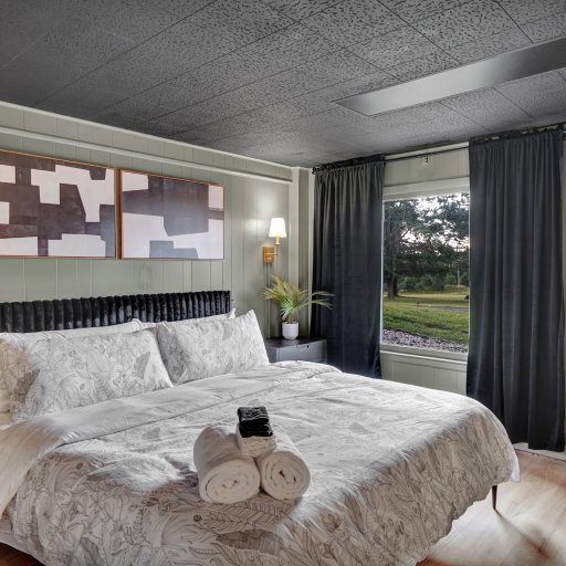 Second king bedroom with room to spread out.