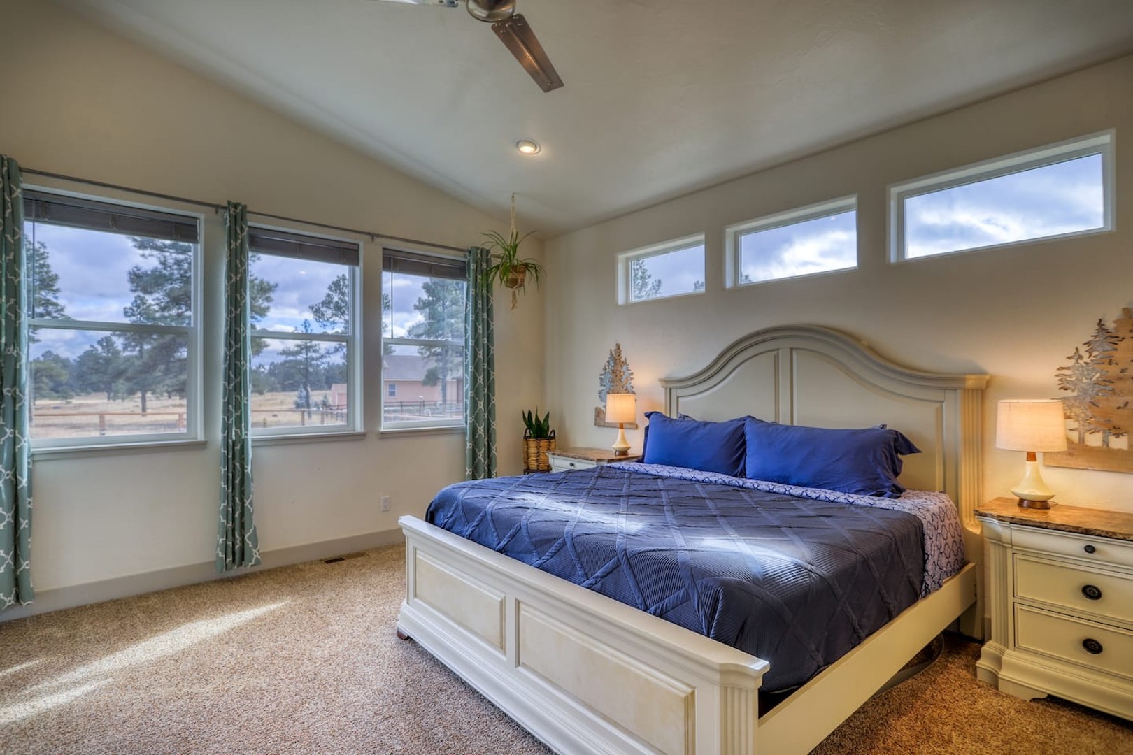 Master Bedroom - King Bed