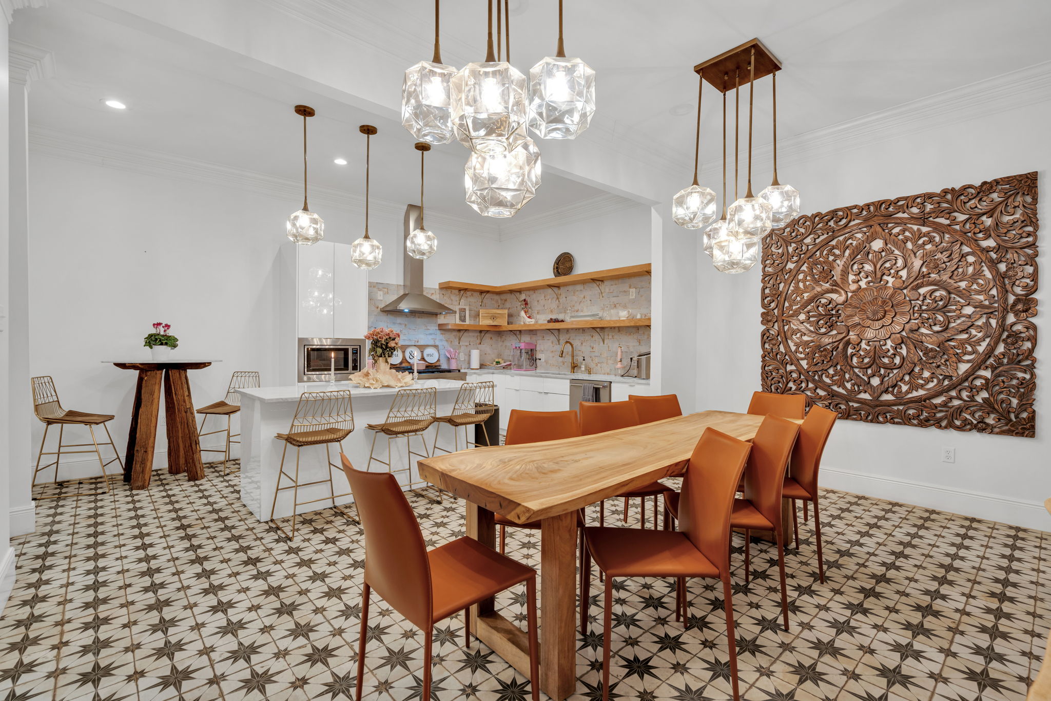 Open kitchen and dining flow