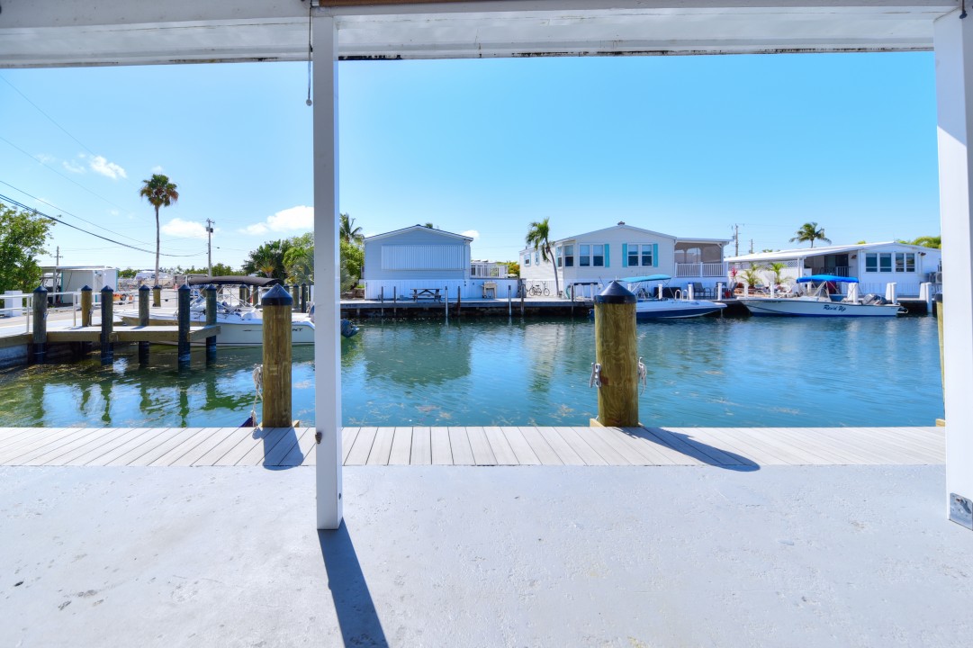 Windy Point Oceanfront in Geiger Key — Marina