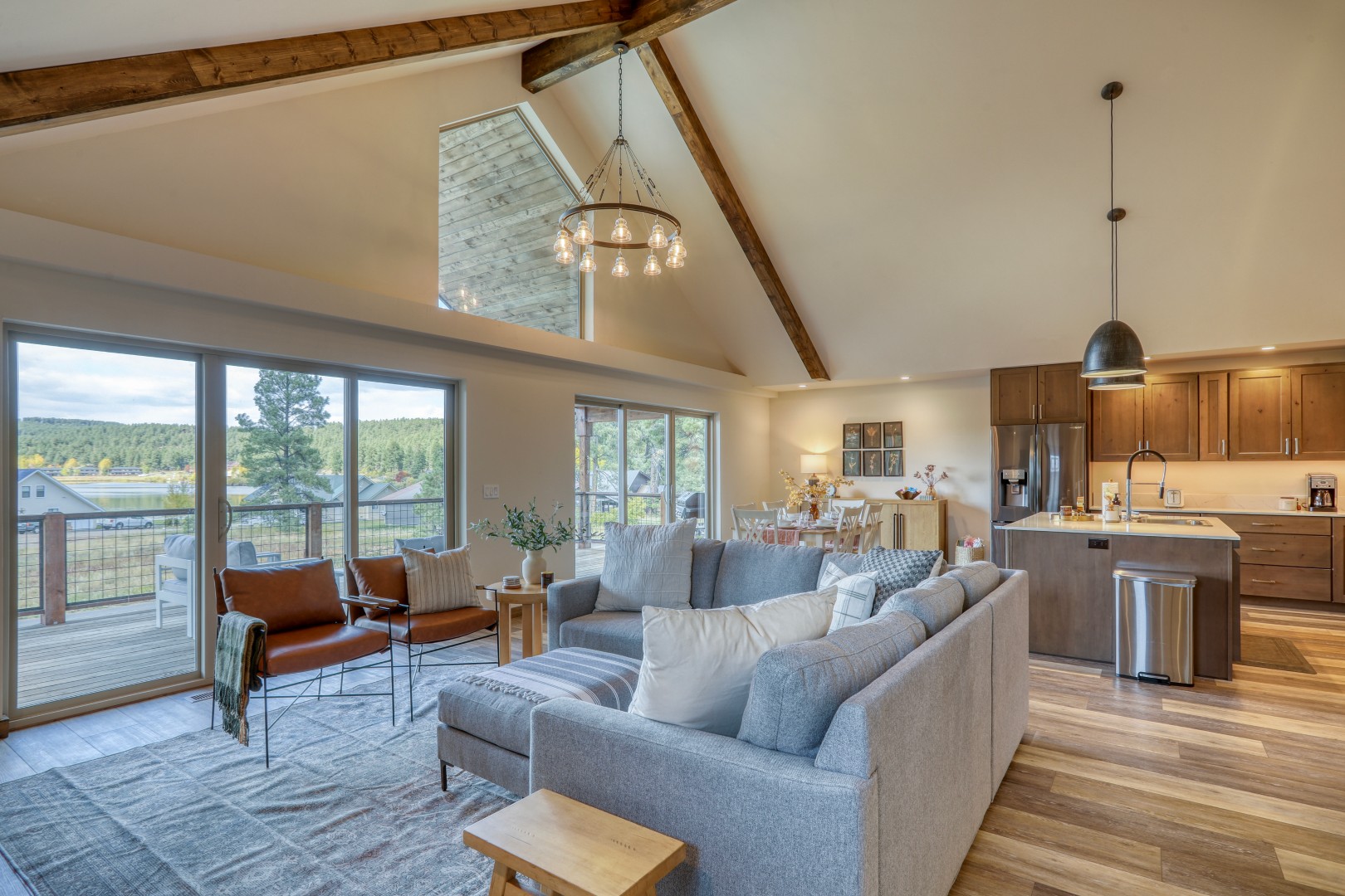 Cloud Cap Home w/Lake Views! Paddleboards & Bikes