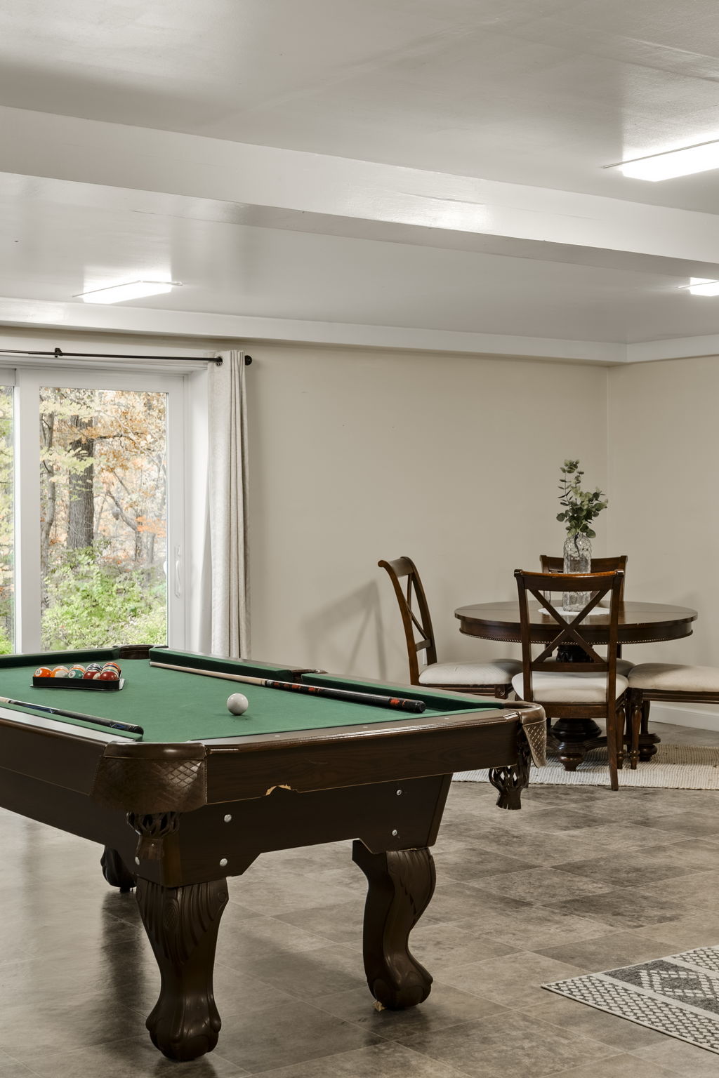 1 Mi. to Maple Grove Raceway, PoolTable & Backyard — Mohnton, PA — vacation rental