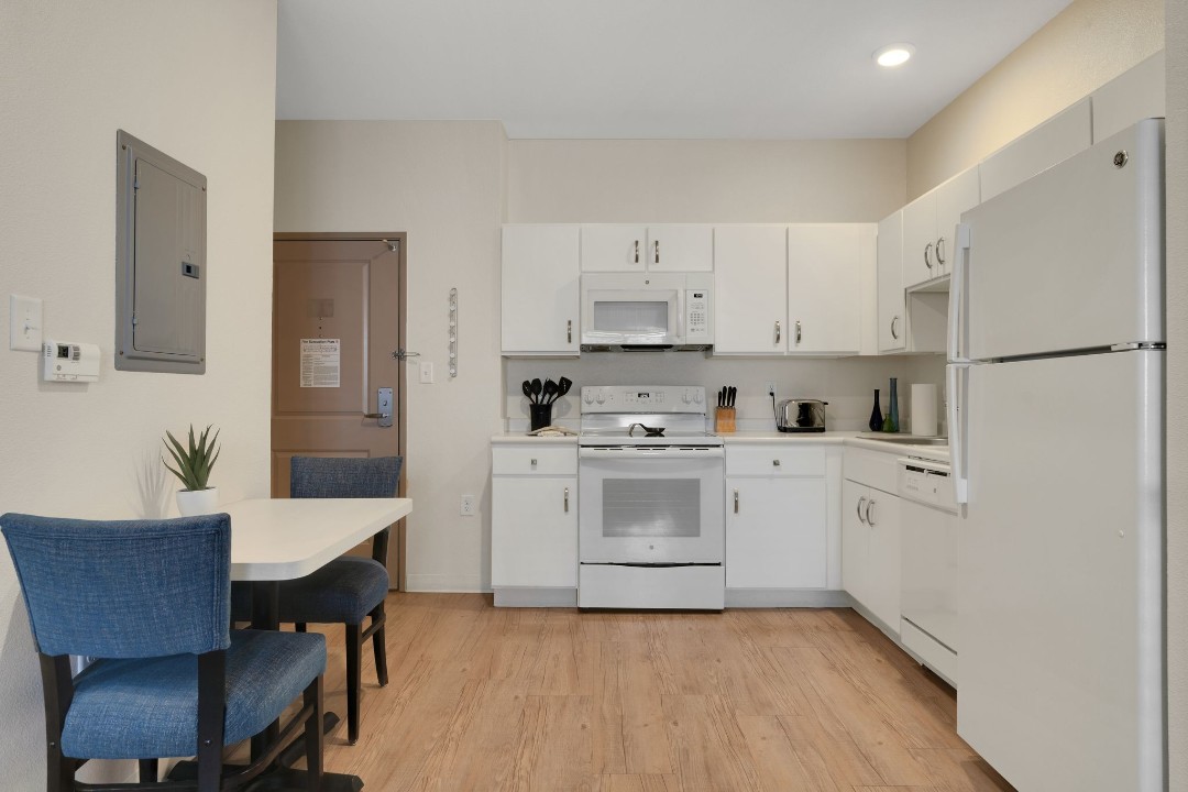 Simplicity At the Rim · Unit 1107  1107 1/1