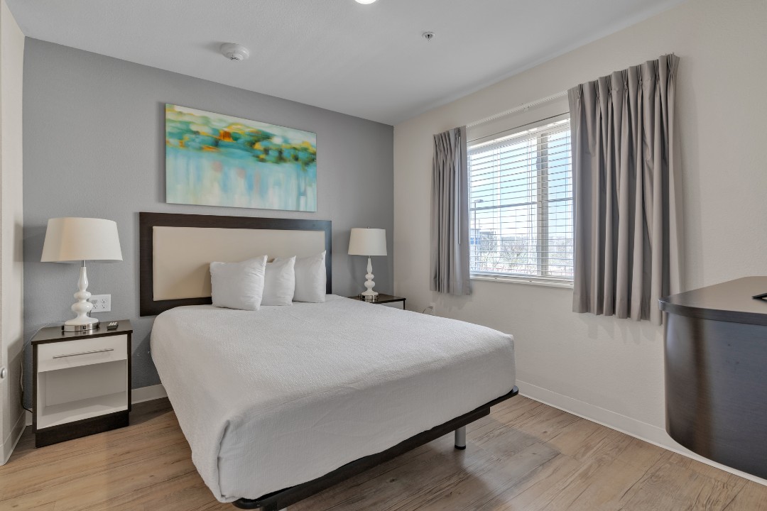 1 Bedroom · Signature layout