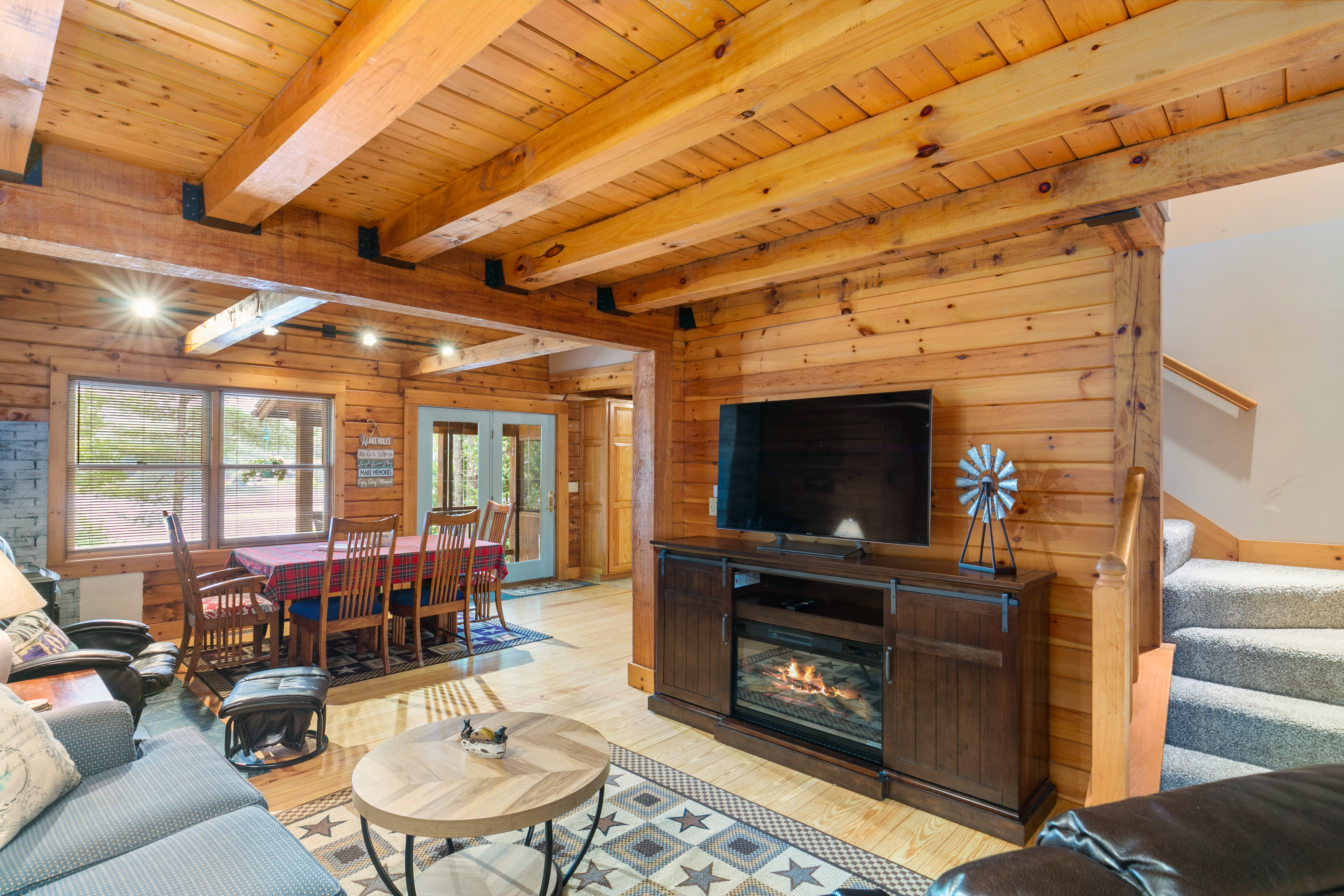 Hermit Lake Retreat - Photo 12 of 40