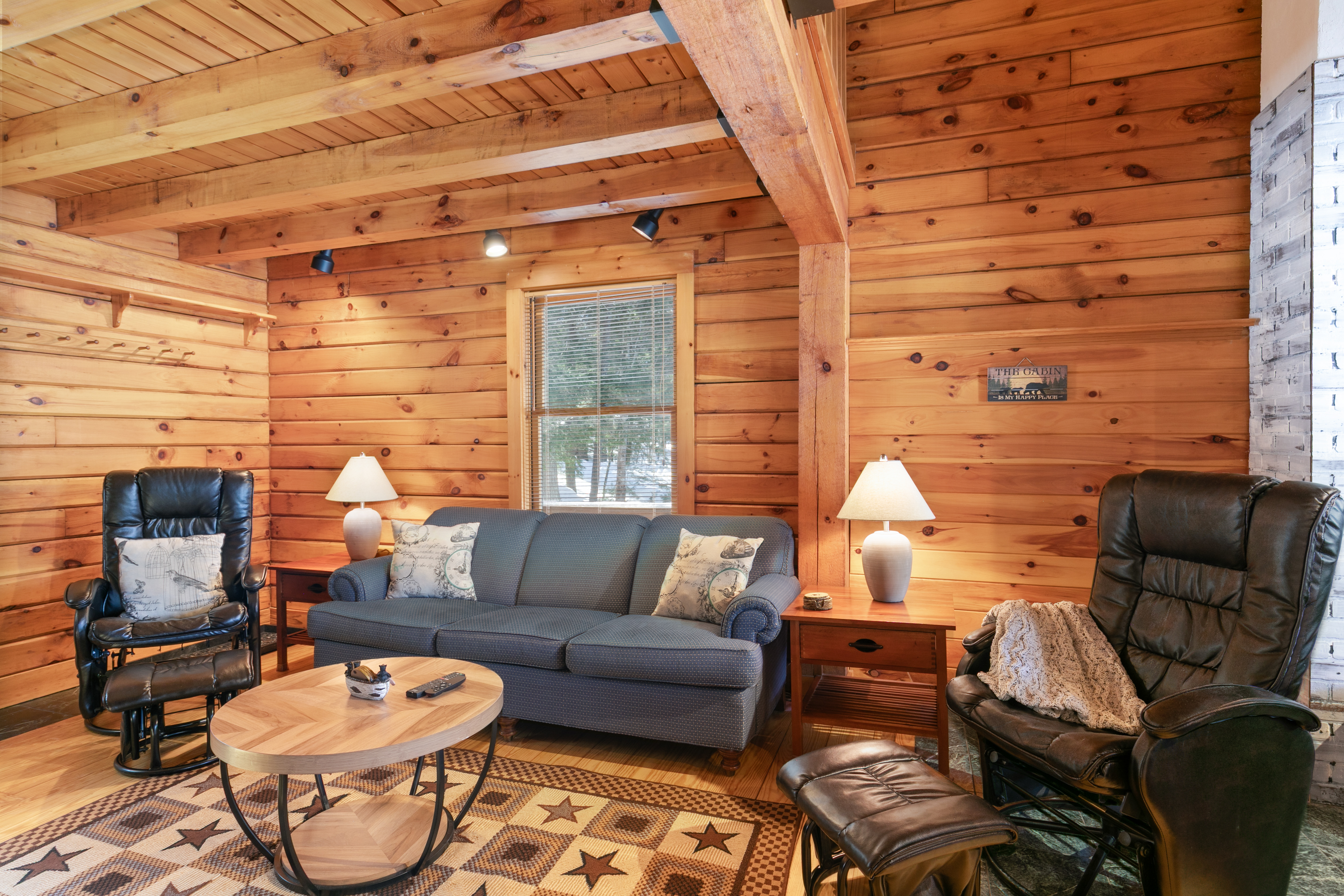 Hermit Lake Retreat - Photo 10 of 40