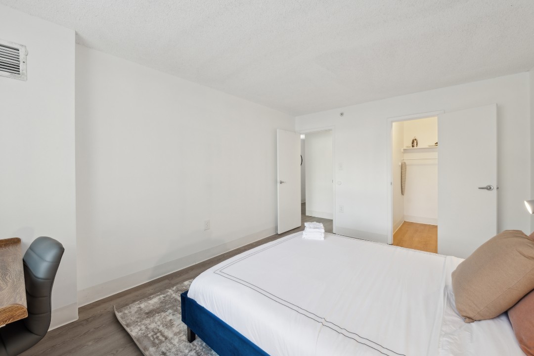 Legacy at Imperial Village · Unit 211 1/1