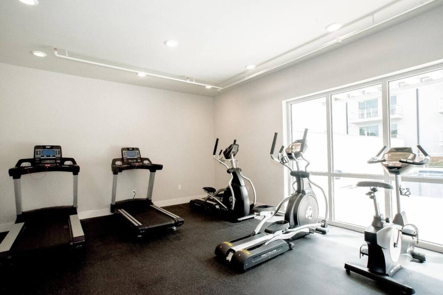 Gym amenities available!