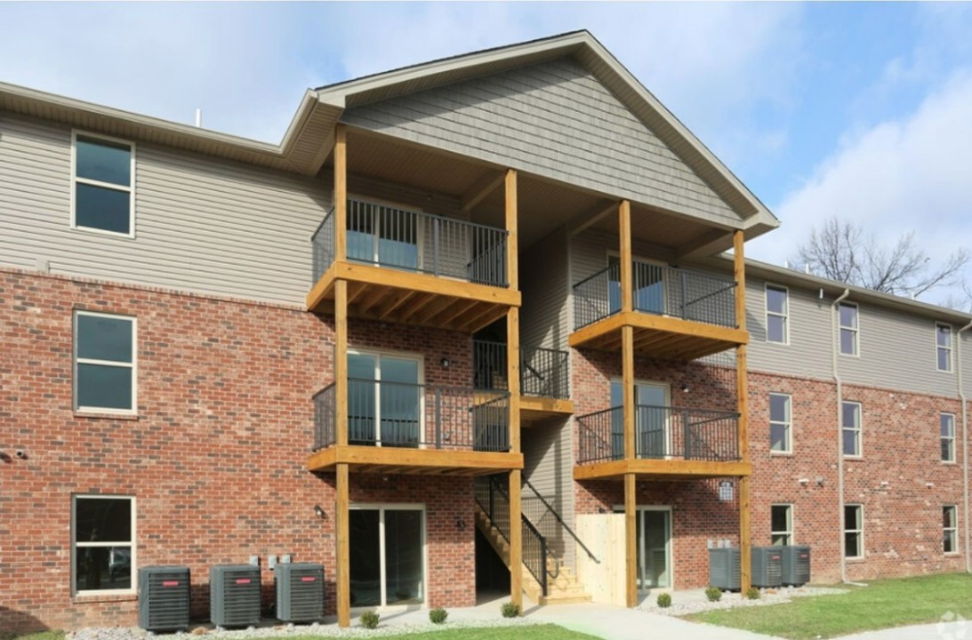 Stonecrest 623, · Unit 2/2