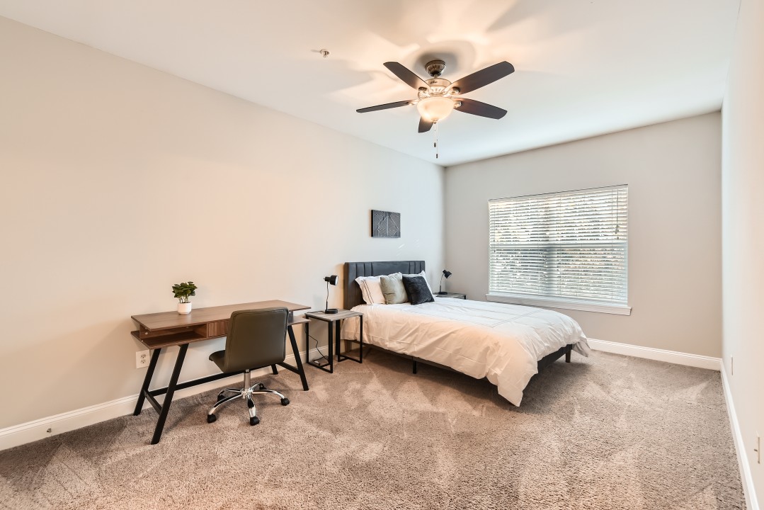 Crest at Midtown · Unit 4221 1/1
