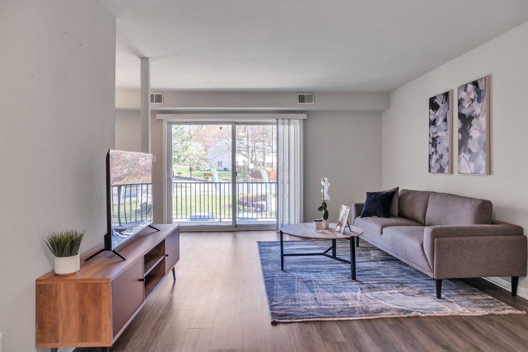 The Chateau, 310 Shipley Rd · Unit apt 113, 1bd/1bth