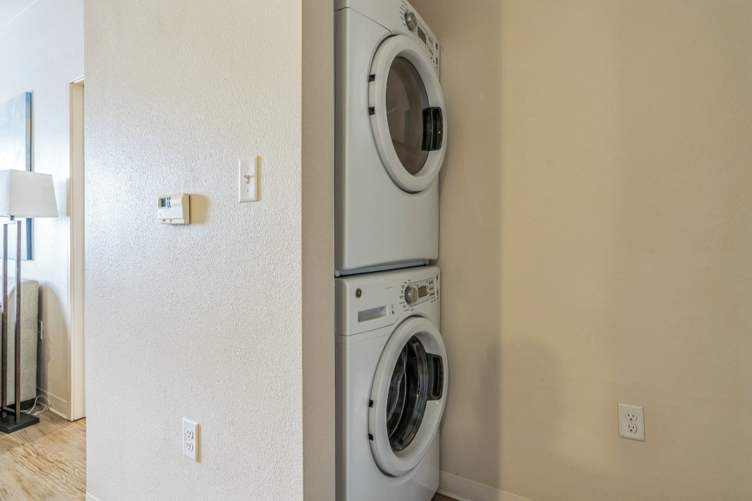 Simplicity At the Rim · Unit 1118  3/2