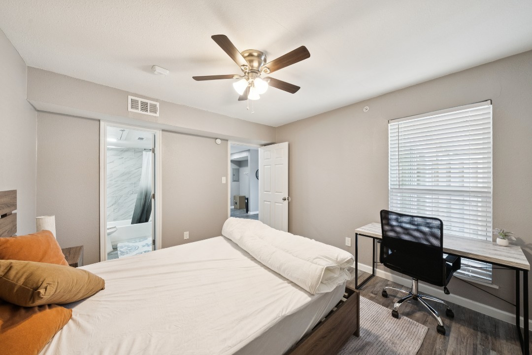 Vista Buena · Unit 3331 1/1