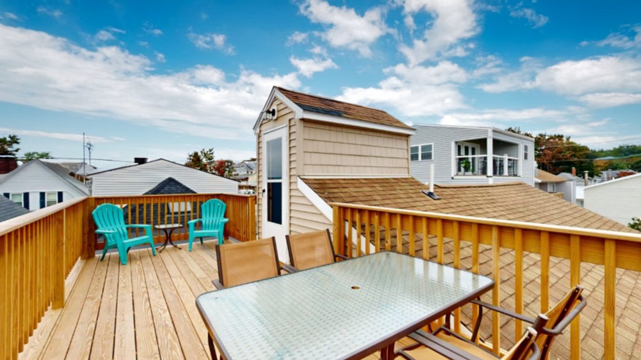 Rooftop Deck And Stunning Ocean Views - Charming Coastal Haven - Old Orchard Beach
