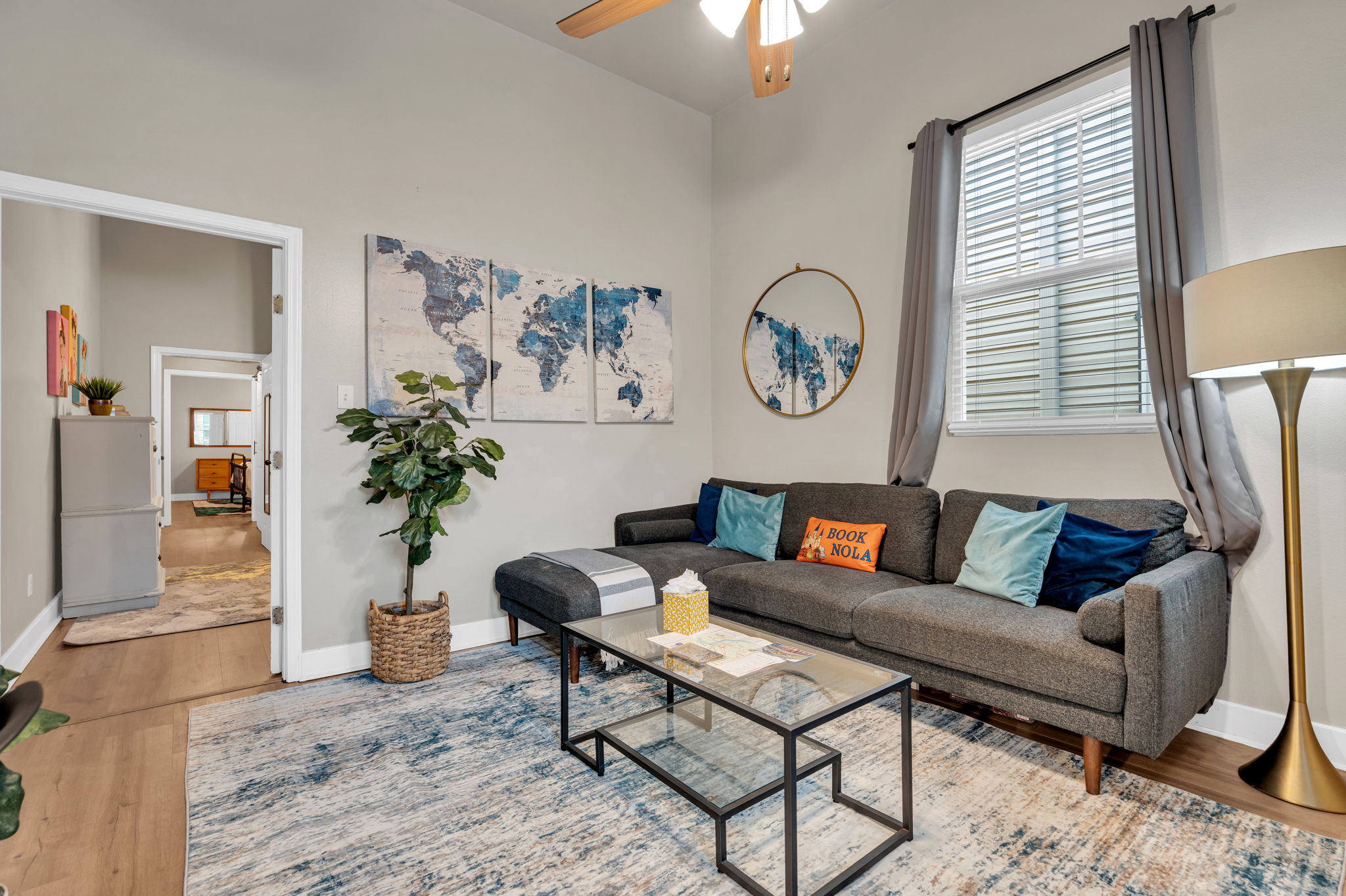 Bright & Comfortable Living Room