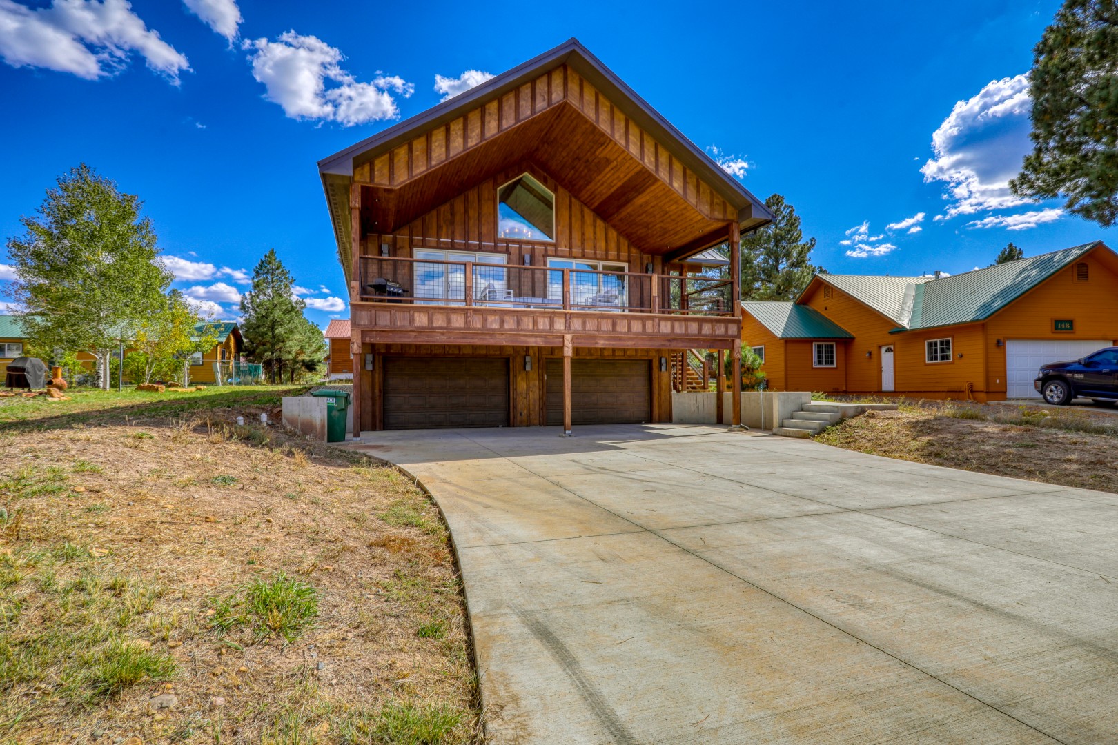 Cloud Cap Home w/Lake Views! Paddleboards & Bikes