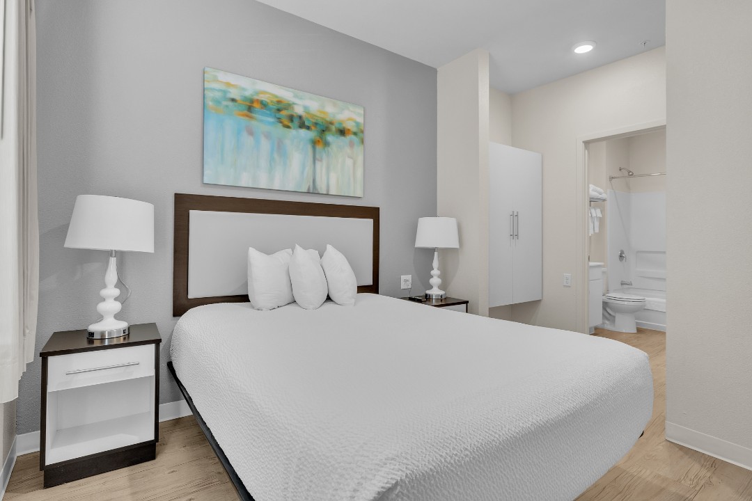 Simplicity At the Rim · Unit 1106  1106 2/2