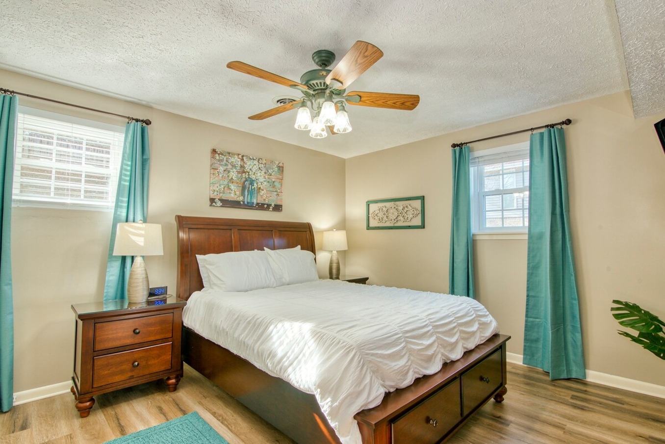 Casual & Cozy | Near the Motor Mile, Queen Bed photo 2