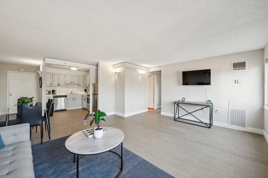 Legacy at Imperial Village · Unit 601 2/2