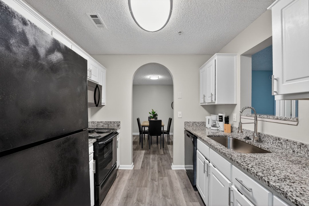 Ballantyne Commons of Stockbridge · Unit 310 2/2