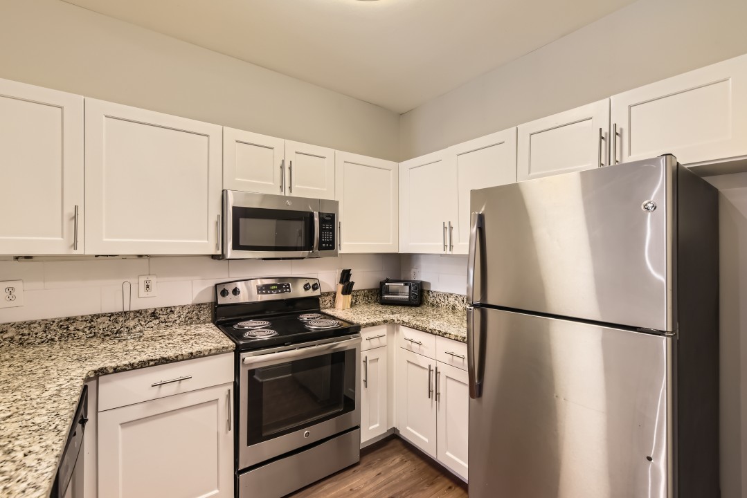 Crest at Midtown · Unit 1323 1/1