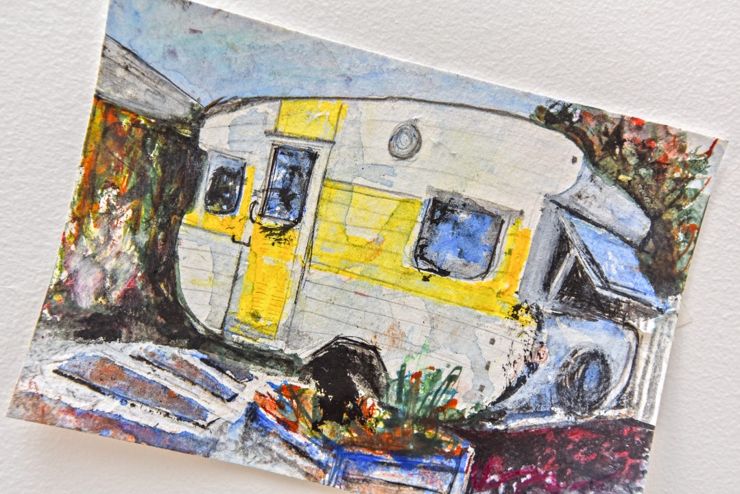 Simple yet warm interiors featuring rustic charm and modern functionality, crafted for comfort and relaxation.